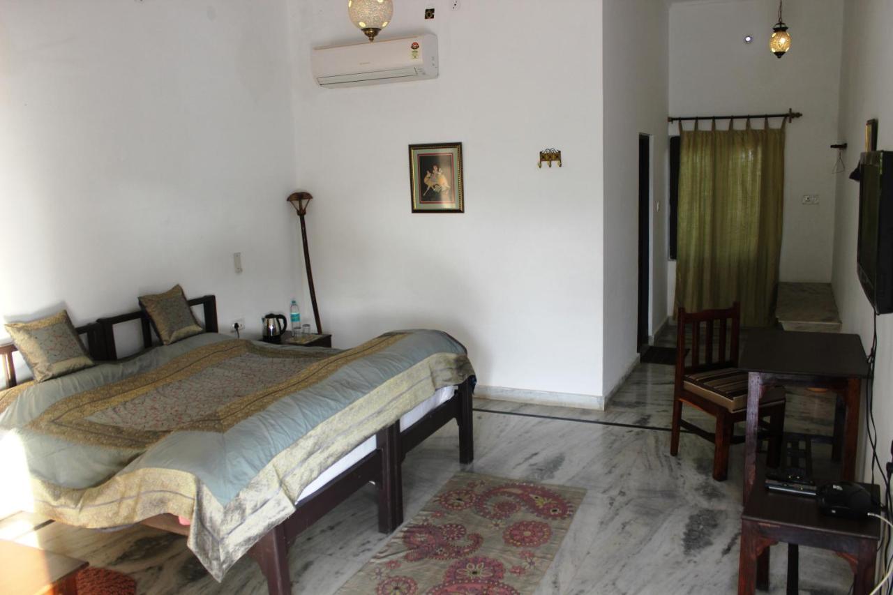 Royal Farm Bharatpur Apartment Exterior photo